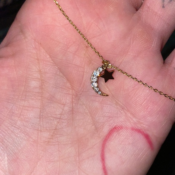 NWOT MOON & STAR ADJUSTABLE ANKLET/BRACELET - Picture 2 of 3